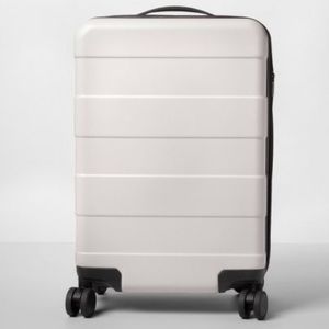 hard cover carryon luggage